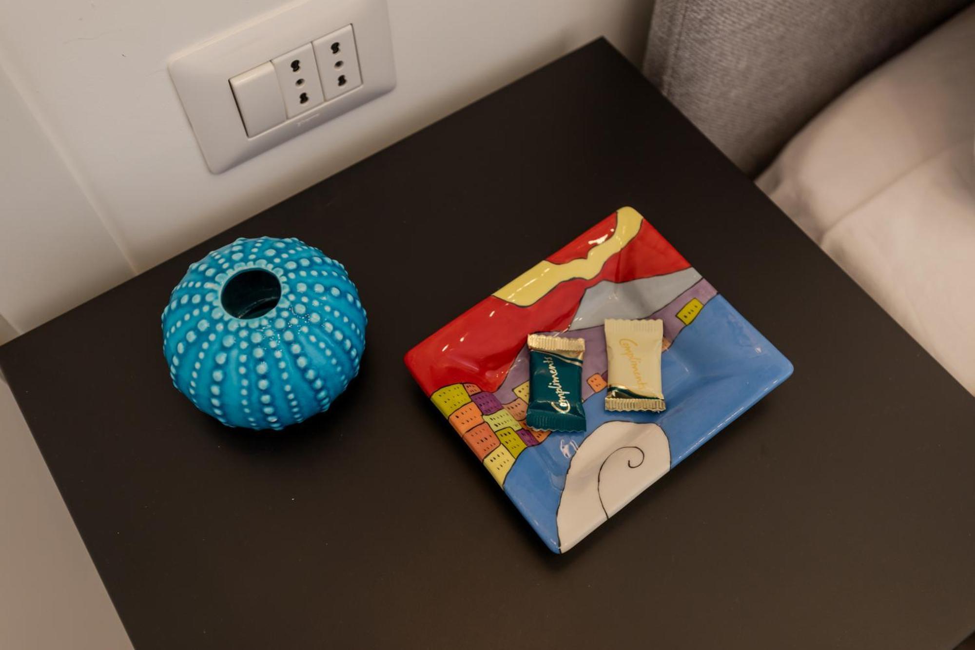 Blu Parthenope Suites เนเปิลส์ ภายนอก รูปภาพ